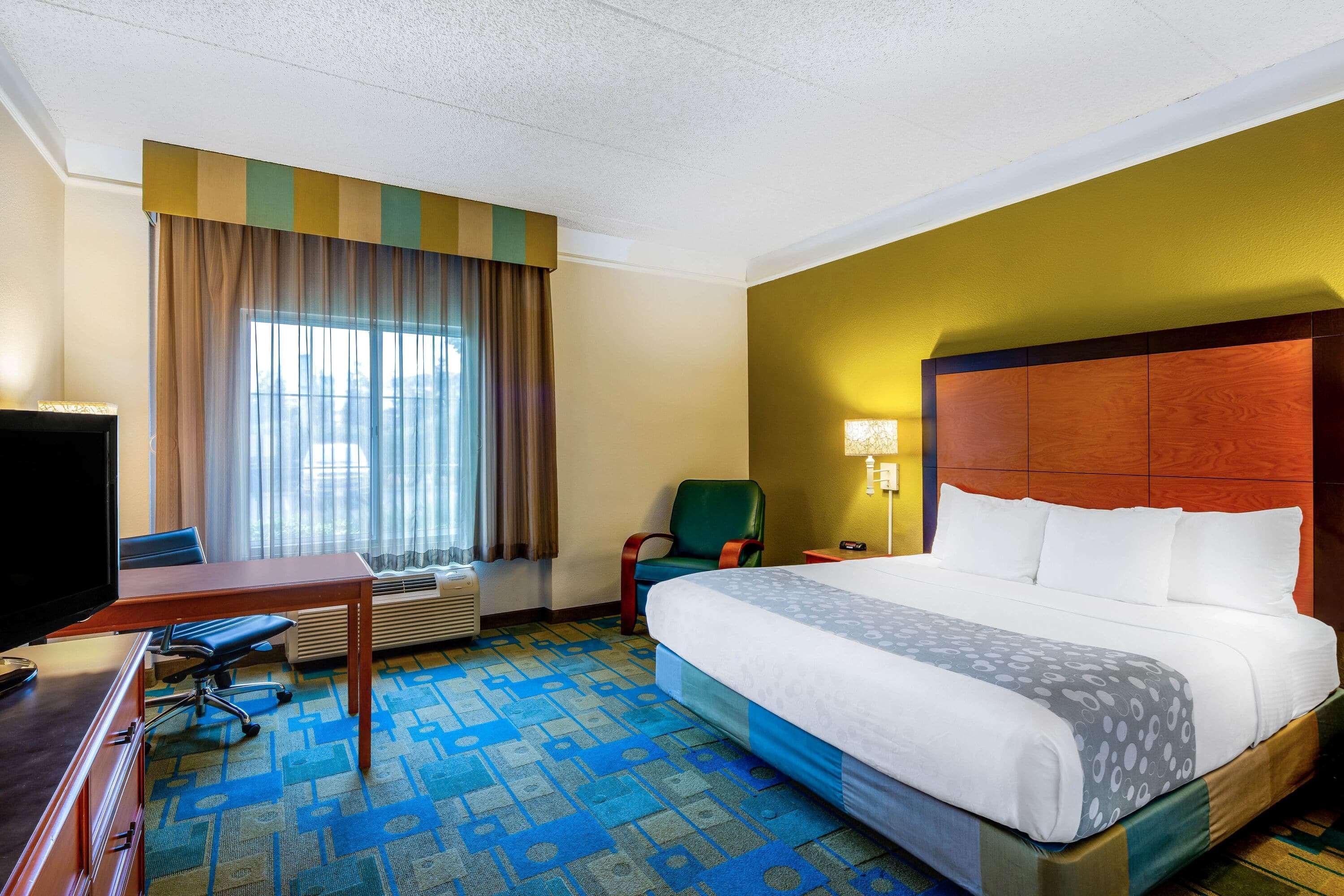 La Quinta By Wyndham Fremont / Silicon Valley Exterior photo